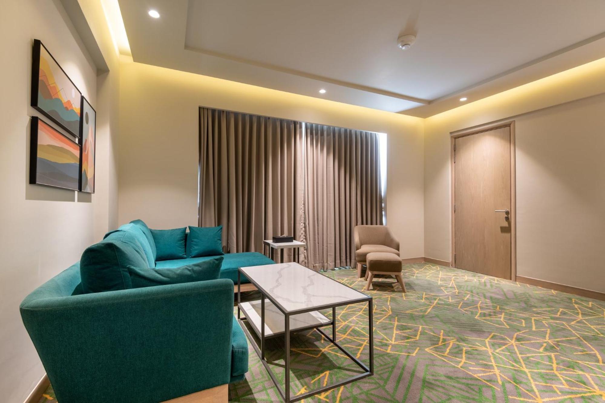 Holiday Inn Katra Vaishno Devi By Ihg Εξωτερικό φωτογραφία